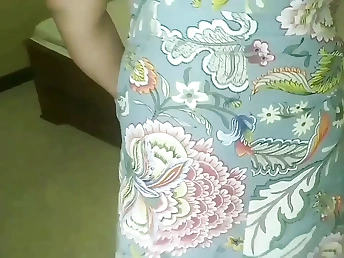 Desi gal Srilanka bank chick gets sizzling and mischievous as her customer's prick directives her