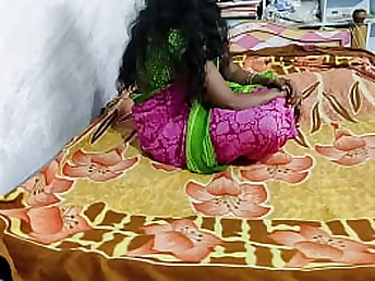 Desi Super-steamy Cpl gets her wool frosted poon groped while she showcases off her cock-squeezing poon & real ejaculation