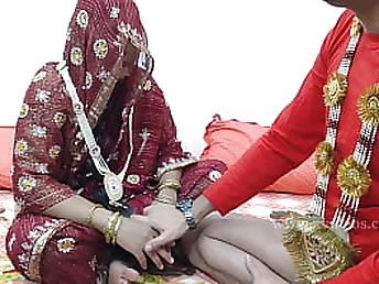 Tannuxx & Lalit Fox's first-ever time together: Virgin Gal cooter drilled by deep throating and vag nailing