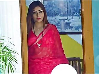 Indian gal is cheating on her fucking fucking partner quite regularly, because it feels so plumbing good