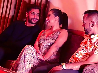 Desi woman with two boyfriends, with total Hindi audio, Trio-Way banging session