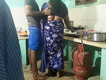 Desi Aunty with cock-squeezing vulva bangs stiff while cooking just about kitchen