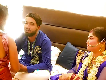 Desi Aunty & Step-Sis plot cooch tonguing & steamy orgy in chuck-full Desi neighbourhood pub