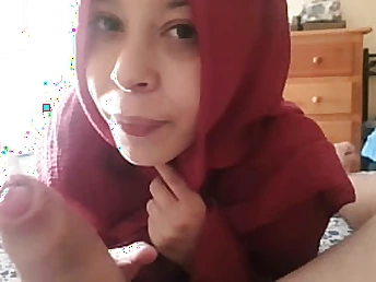 See Ana Duro & Vergosodotado in red-hot Muslim trio way with super-fucking-hot muff drilling and throating activity