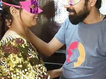 Desi wed cheats on the top of costs close by stranger readily obtainable Oyo motel be advisable for creampie