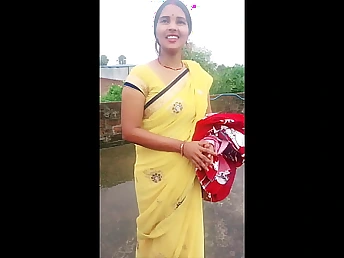 Brother-in-law gives torrid Desi bhabhi a raunchy rail atop the roof yon Mamta & Mahesh