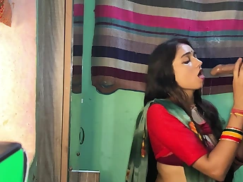 Eyewitness Indian Desi Aunty and Her Super-steamy Desi Wifey Get Poked take a Desi Hump