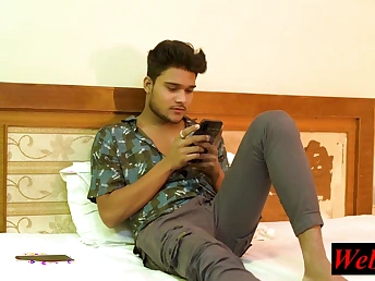 Indian Bhabhi Epic Steaming Bang-out far Devar & his Supremo